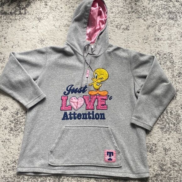 VTG LOONEY TUNES size 2X TWEETY BIRD HOODIE Just love attention on chest big hit - Picture 1 of 11